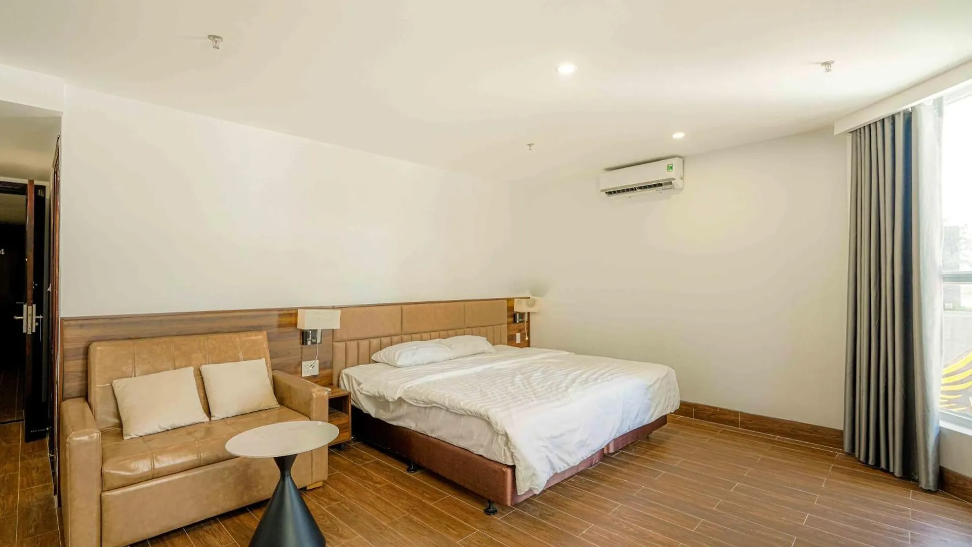 Arima Hotel Nha Trang Beach By Hc Group