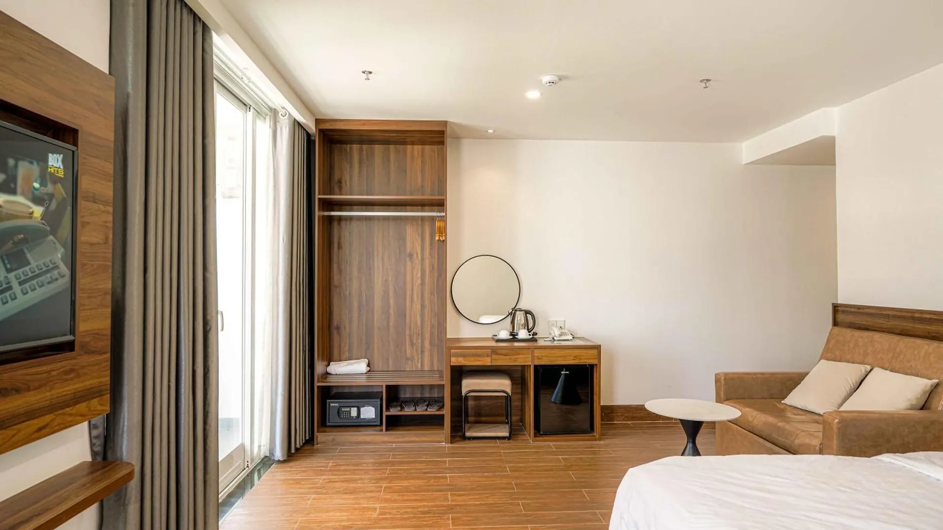 Arima Hotel Nha Trang Beach By Hc Group
